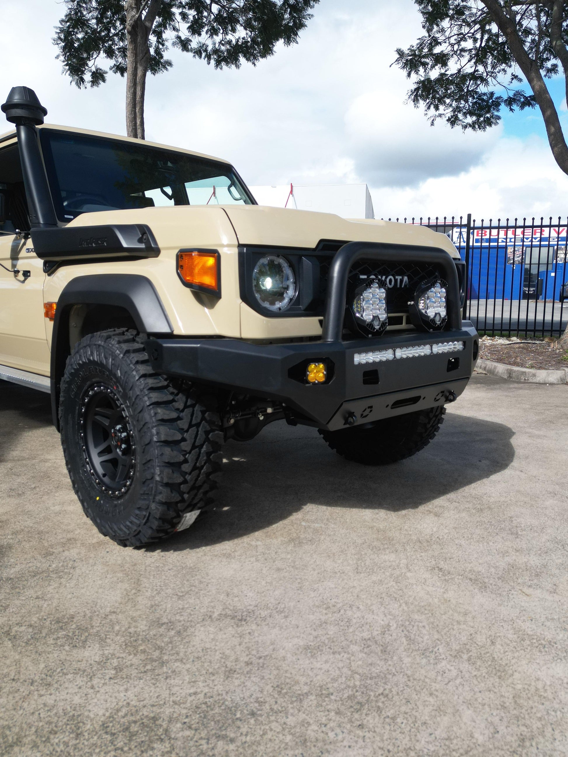 2024+ Offroad Creative Toyota LC70 Series Front Bar - Offroad Creative