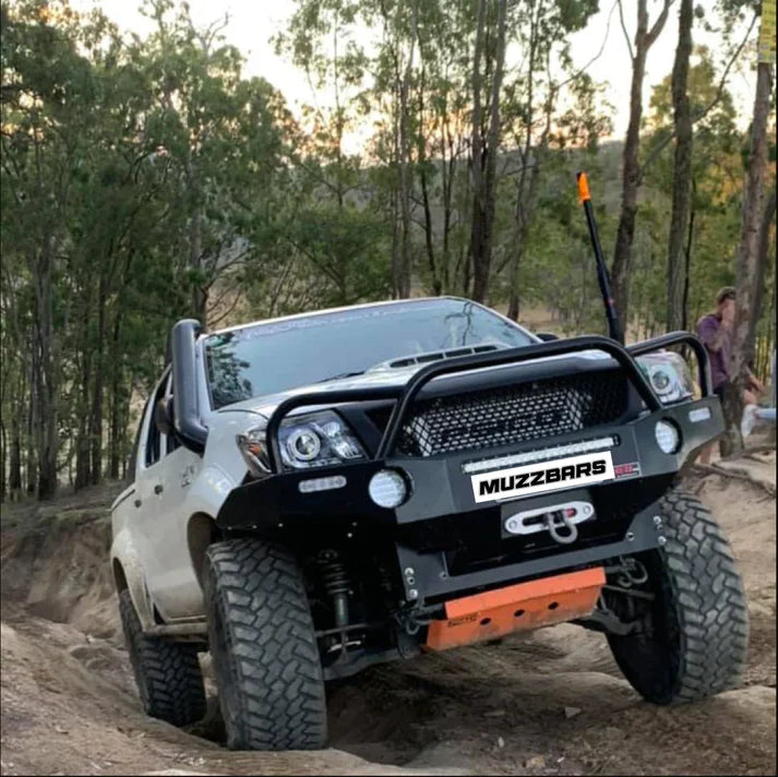 Bull bar, Hilux N70, Hilux N80, 4x4, four wheel drive, Facelift Hilux,