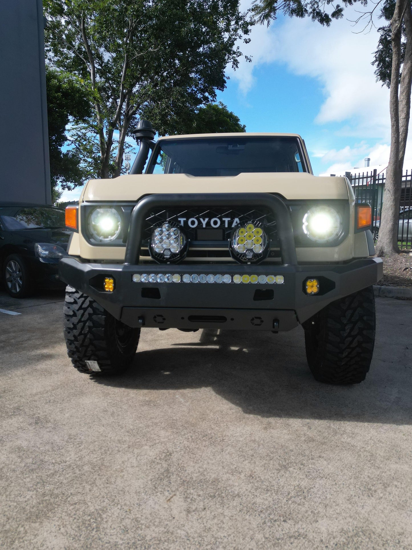 2024+ Offroad Creative Toyota LC70 Series Front Bar