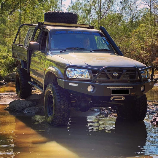 Bull bar, Hilux N70, Hilux N80, 4x4, four wheel drive, Facelift Hilux, MUZZbar, MUZZ Bar, Offroad Creative, GU Patrol, 4x4