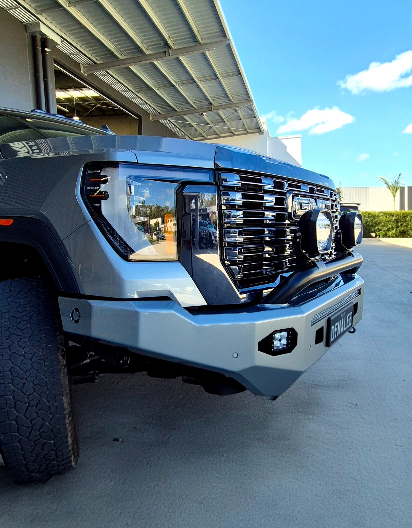 2024+ Offroad Creative GMC Sierra 2500/3500 Bull Bar